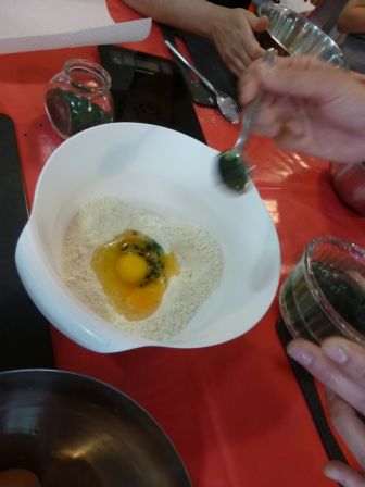 atelier-cuisine-enfant-parent-aix-en-provence-raviolis-6.jpeg