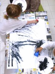 atelier-bébé-maman-peinture-aix-en-provence-220711-4.JPG