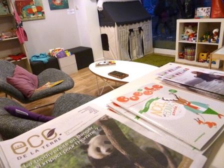 Magazines enfants Bubble Mag et Lait Fraise chez KID & Sens, poussette café à Aix en Provence