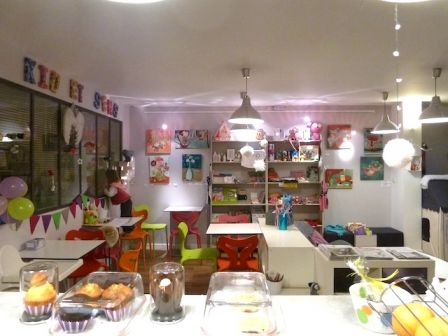 Poussette café à Aix en Provence : salon de thé parent enfant