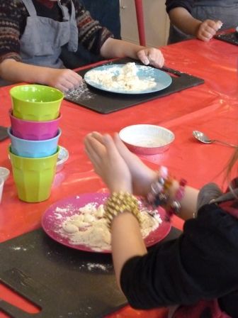 Activité de cuisine, stage de vacances pour les enfants à Aix-en-Provence