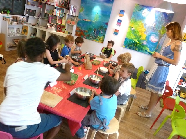Atelier de cuisine chez KID & Sens pendant les vacances d'été 2012 : le groupe d'enfants