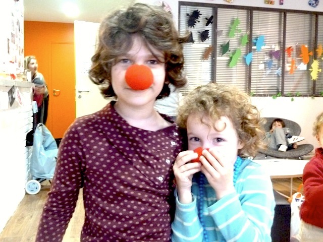 Atelier de théâtre pour les enfants à partir de 3 ans chez Kid & Sens à Aix-en-Provence : jeux de clown